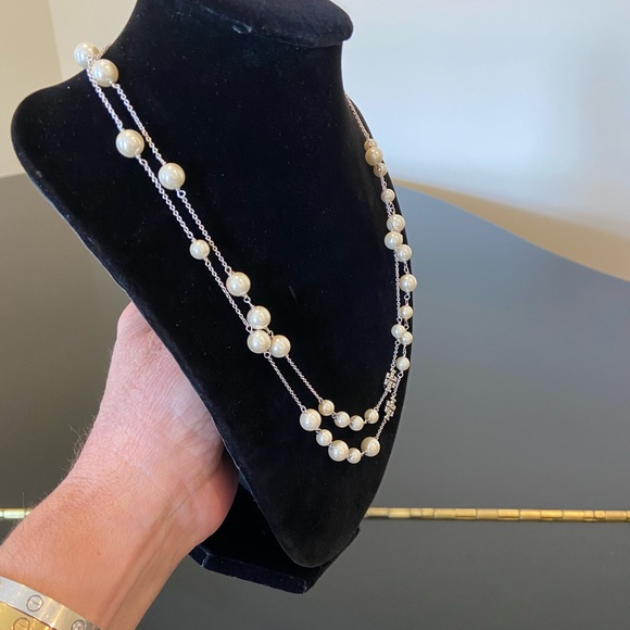 NWT Authentic Luxury Tory Burch Pearl Crystal Rosary Necklace - Picture 5 of 17